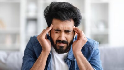Migraine is a type of headache characterised by intense throbbing or pulsating pain, typically felt on one side of the head. (Freepik) Migraine is a type of headache characterised by intense throbbing or pulsating pain, typically felt on one side of the head. (Freepik)