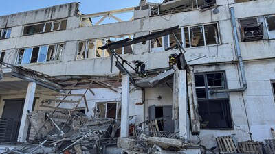 Rescuers work at the site where a bakery was hit by a Russian drone strike, amid Russia's attack on Ukraine, in Sumy, Ukraine April 18, 2025. (REUTERS)