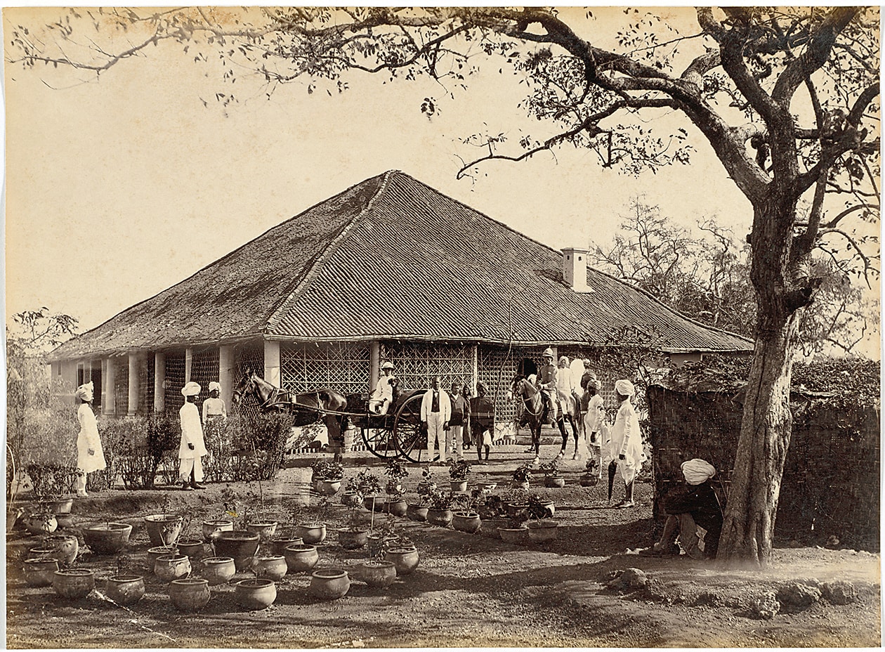 A dak bungalow in Neemuch, Madhya Pradesh, captured in 1887 by photographer Raja Deen Dayal. (Cleveland Museum of Art / MAP Academy) A dak bungalow in Neemuch, Madhya Pradesh, captured in 1887 by photographer Raja Deen Dayal. (Cleveland Museum of Art / MAP Academy)