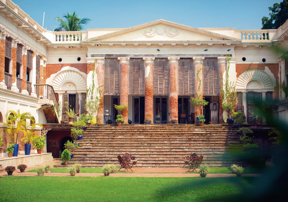 The Bawali Rajbari near Kolkata. The Bawali Rajbari near Kolkata.