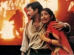 Arvind Swamy and Manisha Koirala in a still from Mani Ratnam's 1995 film Bombay.