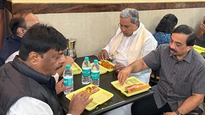 Known for its iconic crispy dosas, CTR has been a staple of the city's culinary landscape for decades. (X/Siddaramaiah)