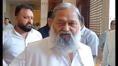 Haryana energy minister Anil Vij, on Saturday, ordered a probe into the alleged laying of gas pipelines beneath electricity lines. (HT PHOTO) Haryana energy minister Anil Vij, on Saturday, ordered a probe into the alleged laying of gas pipelines beneath electricity lines. (HT PHOTO)