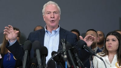 "Nobody drank any margaritas or sugar water or whatever it is. But this is a lesson into the lengths that President Bukele will do to deceive people about what's going on," Van Hollen said.Even with his improved circumstances, Abrego Garcia was still in a "total blackout," according to Hollen, suggesting he has no access to communicate with his family or obtain news from the outside world. "Nobody drank any margaritas or sugar water or whatever it is. But this is a lesson into the lengths that President Bukele will do to deceive people about what's going on," Van Hollen said.Even with his improved circumstances, Abrego Garcia was still in a "total blackout," according to Hollen, suggesting he has no access to communicate with his family or obtain news from the outside world. 