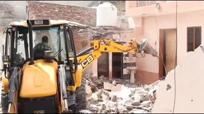 The Jalandhar commissionerate police razed illegal house built on government land in the Model House area of the city on Saturday.