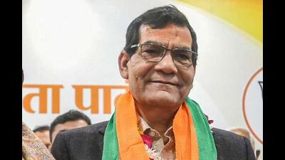 UP energy minister AK Sharma (File) UP energy minister AK Sharma (File)