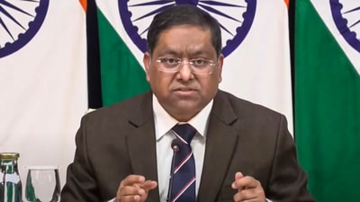 MEA spokesperson Randhir Jaiswal said the killing of Hindu leader follows a pattern of systematic persecution of Hindu minorities under the interim government in Bangladesh. (@MEAIndia) MEA spokesperson Randhir Jaiswal said the killing of Hindu leader follows a pattern of systematic persecution of Hindu minorities under the interim government in Bangladesh. (@MEAIndia)