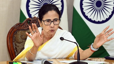 West Bengal Chief Minister Mamata Banerjee addresses a press conference in Kolkata on Thursday. (HT File) West Bengal Chief Minister Mamata Banerjee addresses a press conference in Kolkata on Thursday. (HT File)