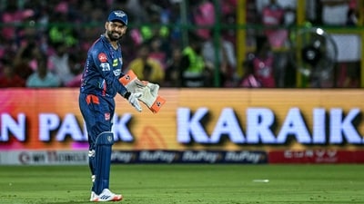 Lucknow Super Giants' captain Rishabh Pant gestures during the Indian Premier League (IPL) Twenty20 cricket match between Rajasthan Royals and Lucknow Super Giants at the Sawai Mansingh Stadium in Jaipur on April 19, 2025. (Photo by Money SHARMA / AFP) / -- IMAGE RESTRICTED TO EDITORIAL USE - STRICTLY NO COMMERCIAL USE -- (AFP)