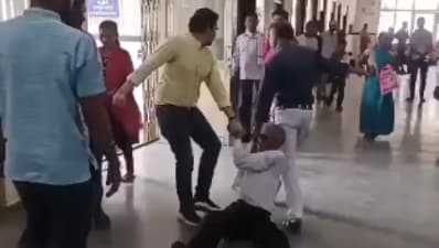 The incident took place on April 17 when Uddhav Singh Joshi (70), a resident of Naugaon town, had come to the district hospital in Chhatarpur for his wife's medical check-up. (x) The incident took place on April 17 when Uddhav Singh Joshi (70), a resident of Naugaon town, had come to the district hospital in Chhatarpur for his wife's medical check-up. (x)