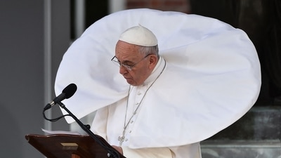 Pope Francis speaks at Independence Hall in Philadelphia on September 26, 2015. This image of his cape blowing in the wind launched thousands of reactions online. (AFP) Pope Francis speaks at Independence Hall in Philadelphia on September 26, 2015. This image of his cape blowing in the wind launched thousands of reactions online. (AFP)