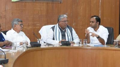 Haryana development and panchayat minister Krishan Lal Panwar during a grievances meeting in Rohtak on Monday. (HT Photo)