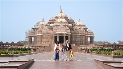 JD Vance, his wife Usha Vance, and their three children - Vivek, Ewan, and Maribel visited Akshardham Temple in Delhi. (HT Photo) JD Vance, his wife Usha Vance, and their three children - Vivek, Ewan, and Maribel visited Akshardham Temple in Delhi. (HT Photo)