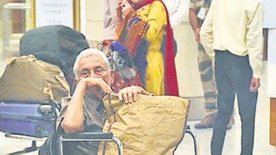 Mumbai, India - April 27, 2023: Indians evacuated under operation Kaveri from conflict-ridden Sudan, arrive at Mumbai International Airport, in Mumbai, India, on Thursday, April 27, 2023. (Photo by Vijay Bate/HT Photo) (HT PHOTO) Mumbai, India - April 27, 2023: Indians evacuated under operation Kaveri from conflict-ridden Sudan, arrive at Mumbai International Airport, in Mumbai, India, on Thursday, April 27, 2023. (Photo by Vijay Bate/HT Photo) (HT PHOTO)