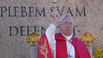 Pope Francis celebrates the Palm Sunday Mass in St. Peter's Square at the Vatican on March 29, 2015. Vandeville Eric/AP Photos 