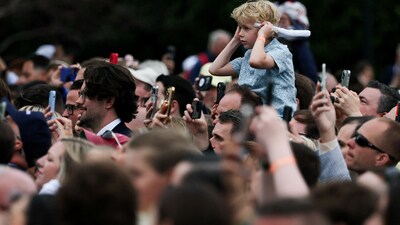People attend the annual White House Easter Egg Roll, on the South Lawn of the White House in Washington, D.C., U.S., April 21, 2025. REUTERS/Leah Millis (REUTERS)