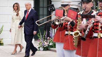 U.S. President Donald Trump and U.S. first lady Melania Trump attend the annual White House Easter Egg Roll event, at the White House in Washington, D.C., U.S., April 21, 2025. REUTERS/Ken Cedeno (REUTERS)