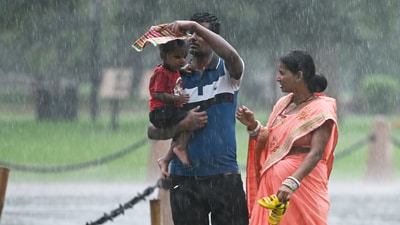 Visitors at Kartavya Path during the monsoon season in New Delhi. (Sanjeev Verma/ HT File Photo) Visitors at Kartavya Path during the monsoon season in New Delhi. (Sanjeev Verma/ HT File Photo)