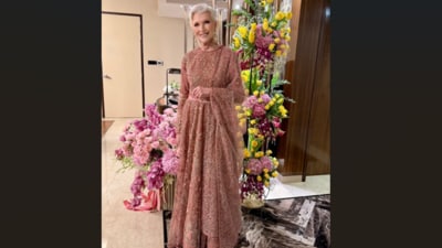 Maye Musk celebrated her 77th birthday in Mumbai, receiving a thoughtful bouquet from her son, Elon Musk. (X/@mayemusk) Maye Musk celebrated her 77th birthday in Mumbai, receiving a thoughtful bouquet from her son, Elon Musk. (X/@mayemusk)