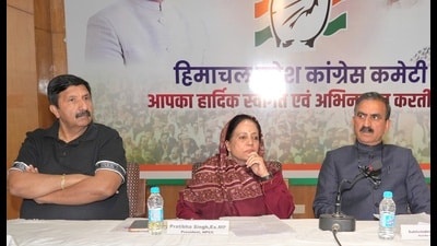 Chief minister Sukhvinder Singh Sukhu along with Congress state chief Pratibha Singh and deputy chief minister Mukesh Agnihotri in Shimla on Tuesday. (Deepak Sansta/ HT) Chief minister Sukhvinder Singh Sukhu along with Congress state chief Pratibha Singh and deputy chief minister Mukesh Agnihotri in Shimla on Tuesday. (Deepak Sansta/ HT)