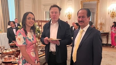 Dubai billionaire Hussain Sajwani with Elon Musk and Shivon Zilis (X/@hussainsajwani) Dubai billionaire Hussain Sajwani with Elon Musk and Shivon Zilis (X/@hussainsajwani)