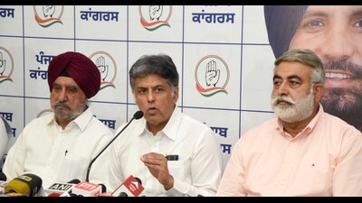 MP Manish Tewari at a press conference in Chandigarh on Tuesday. (Keshav Singh/HT) MP Manish Tewari at a press conference in Chandigarh on Tuesday. (Keshav Singh/HT)