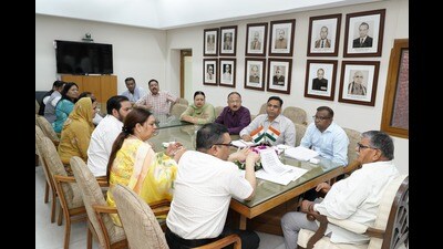 The Tuesday meeting was marked by a long and detailed discussion on ways to boost Chandigarh MC’s dwindling revenues. (HT photo)