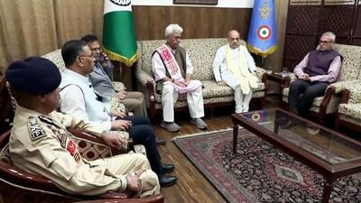 Union home minister Amit Shah briefed by Jammu & Kashmir chief minister Omar Abdullah, LG Manoj Sinha and other high-level officials on Pahalgam terrorist attack, in Srinagar on Tuesday. (ANI) Union home minister Amit Shah briefed by Jammu & Kashmir chief minister Omar Abdullah, LG Manoj Sinha and other high-level officials on Pahalgam terrorist attack, in Srinagar on Tuesday. (ANI)