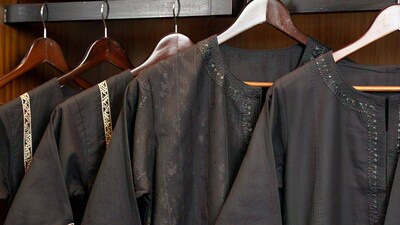 Black kurtis: Top 8 picks that go from AM to PM in style; Timeless in black (AI Generated) Black kurtis: Top 8 picks that go from AM to PM in style; Timeless in black (AI Generated)
