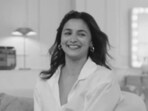 Alia Bhatt collaborates with her mimic and influencer Chandani Bhabhda for new ad. Alia Bhatt collaborates with her mimic and influencer Chandani Bhabhda for new ad.