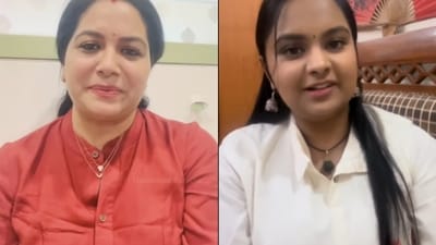 Sunitha and Pravasthi Aaradhya are feuding over alleged bias and harassment on the sets of Padutha Theeyaga. Sunitha and Pravasthi Aaradhya are feuding over alleged bias and harassment on the sets of Padutha Theeyaga.
