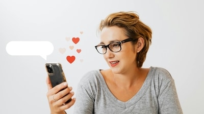 Here’s how to create or customise emojis on your iPhone using Apple Intelligence and the Genmoji feature. (Pexels) Here’s how to create or customise emojis on your iPhone using Apple Intelligence and the Genmoji feature. (Pexels)
