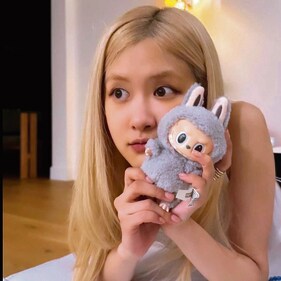 BLACKPINK’s Rosé with a Labubu charm.