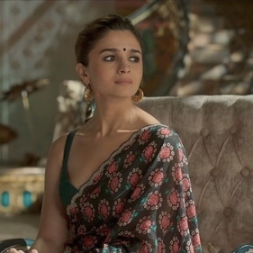 How to get Alia Bhatt's no-makeup, makeup look (Pinterest) How to get Alia Bhatt's no-makeup, makeup look (Pinterest)