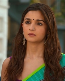 Get soft and peachy cheekbones like Alia Bhatt with these blushes (Pinterest) Get soft and peachy cheekbones like Alia Bhatt with these blushes (Pinterest)
