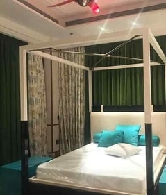 A glimpse into one of Isha Ambani’s serene and stylish bedrooms. (BCCL) A glimpse into one of Isha Ambani’s serene and stylish bedrooms. (BCCL)