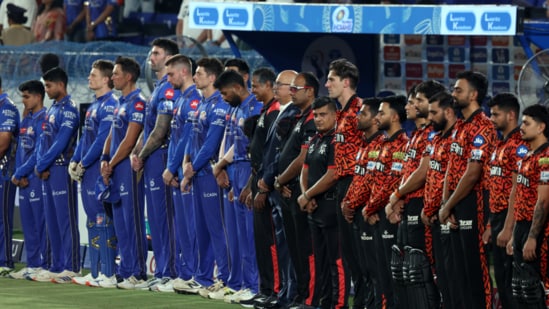 Sunrisers Hyderabad and Mumbai Indians players during a minutes silence in memory of victims who were killed in a terrorist attack in Jammu and Kashmir's Pahalgam on Tuesday. (Reuters)