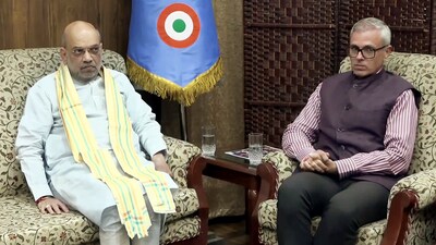 Union Home Minister Amit Shah with Jammu & Kashmir Chief Minister Omar Abdullah during a meeting on Pahalgam terrorist attack, in Srinagar on Tuesday. (ANI Grab) Union Home Minister Amit Shah with Jammu & Kashmir Chief Minister Omar Abdullah during a meeting on Pahalgam terrorist attack, in Srinagar on Tuesday. (ANI Grab)