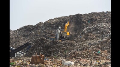 Mounting legacy waste at the Bandhwari landfill in Gurugram. (HT PHOTO) Mounting legacy waste at the Bandhwari landfill in Gurugram. (HT PHOTO)