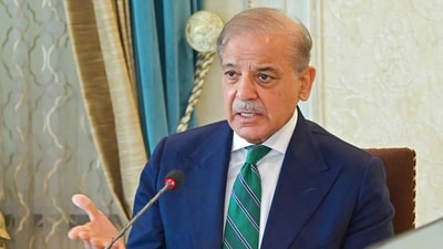 In this handout photograph taken and released by Pakistan's Prime Minister Office on April 24, 2025, Pakistan's Prime Minister Shehbaz Sharif chairs a high level security meeting with the chiefs of the Pakistan forces and other government officials at the Prime Minister House in Islamabad. (AFP) In this handout photograph taken and released by Pakistan's Prime Minister Office on April 24, 2025, Pakistan's Prime Minister Shehbaz Sharif chairs a high level security meeting with the chiefs of the Pakistan forces and other government officials at the Prime Minister House in Islamabad. (AFP)
