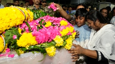 Wife and son of Madhusudan Rao, who was killed in the Pahalgam terror attack, mourn near his mortal remains after they arrives at the Chennai Airport early Thursday, April 24, 2025. (PTI) Wife and son of Madhusudan Rao, who was killed in the Pahalgam terror attack, mourn near his mortal remains after they arrives at the Chennai Airport early Thursday, April 24, 2025. (PTI)