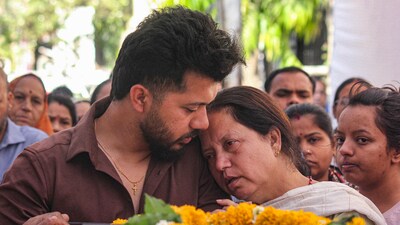 Family members and relatives mourn during the funeral of Sushil Nathaniel, who was killed in Pahalgam terrorist attack, at his residence in Indore, Thursday, April 24, 2025. (PTI) Family members and relatives mourn during the funeral of Sushil Nathaniel, who was killed in Pahalgam terrorist attack, at his residence in Indore, Thursday, April 24, 2025. (PTI)