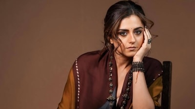 Ridhi Dogra co-stars with Fawad Khan and Vaani Kapoor in Abir Gulaal. Ridhi Dogra co-stars with Fawad Khan and Vaani Kapoor in Abir Gulaal.