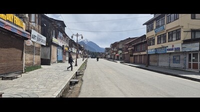 The Pahalgam market wears a deserted look after the terror attack. (HT PHOTO) The Pahalgam market wears a deserted look after the terror attack. (HT PHOTO)