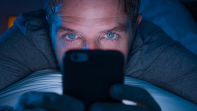 Doomscrolling alters your brain functions. (Shutterstock) Doomscrolling alters your brain functions. (Shutterstock)