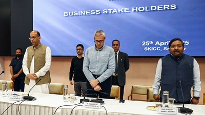 Jammu and Kashmir Chief Minister Omar Abdullah, along with business stakeholders, observes two minutes of silence for the victims of the Pahalgam terror attack, in Srinagar on Friday. (ANI) Jammu and Kashmir Chief Minister Omar Abdullah, along with business stakeholders, observes two minutes of silence for the victims of the Pahalgam terror attack, in Srinagar on Friday. (ANI)