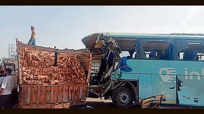 According to eyewitnesses, the accident occurred when the bus rammed into the truck’s rear as it was about to turn towards a slip road. (HT Photo)
