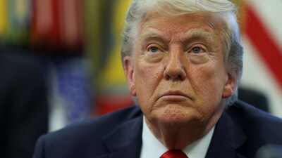 U.S. President Donald Trump looks on, as he signs executive orders in the Oval Office at the White House in Washington, D.C., U.S., April 23, 2025. (REUTERS)
