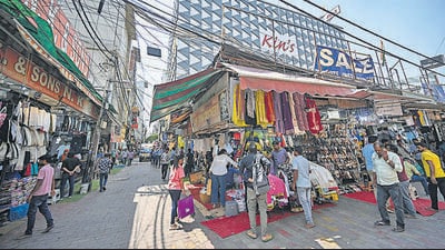 Lajpat Nagar market on Friday. (Sanchit Khanna/HT Photo) Lajpat Nagar market on Friday. (Sanchit Khanna/HT Photo)