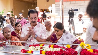 People pay their last respects to the mortal remains of Bharat Bhushan, who was killed in the Pahalgam terror attack, in Bengaluru. (PTI) People pay their last respects to the mortal remains of Bharat Bhushan, who was killed in the Pahalgam terror attack, in Bengaluru. (PTI)